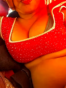 Snapshot of Priya_Bong chatting on 6, 1, 2025 Priya Bong online show from 6, 1, 2025