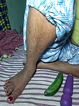 Snapshot of Priya_Bong chatting on 12, 3, 2026 Priya Bong online show from 12, 3, 2026