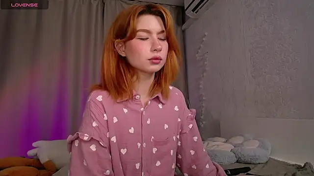 Evaa Moonn  online show from 14, 9, 2025