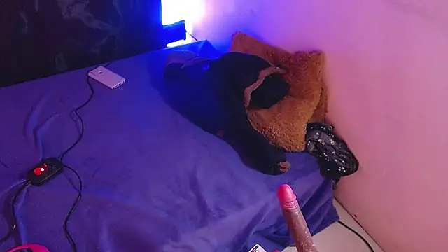 AnnaliOlsenX online show from 16, 12, 2024