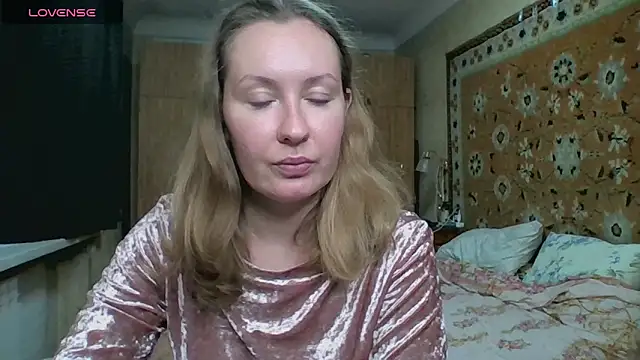 AnnaXLovers online show from 11, 10, 2025