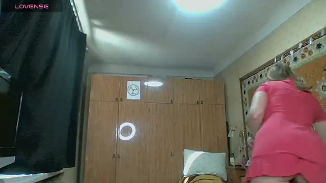 AnnaXLovers online show from 14, 11, 2025