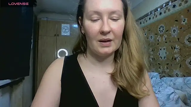 AnnaXLovers online show from 4, 4, 2026