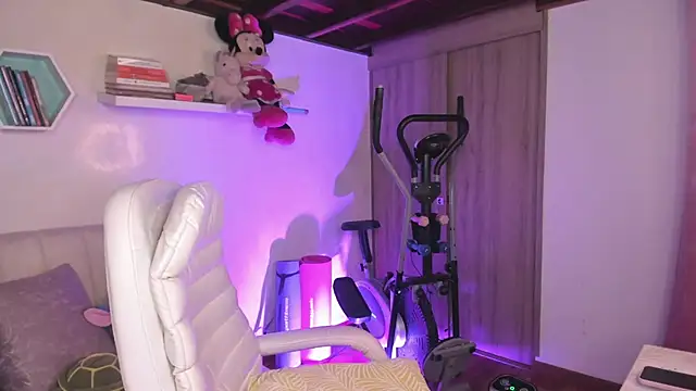 Nataliia 09 online show from 27, 11, 2025