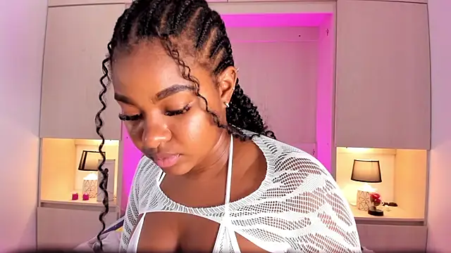 tamaraa smiith online show from 8, 1, 2025