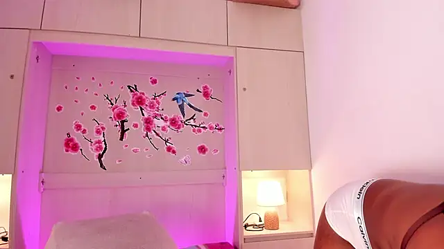 tamaraa smiith online show from 4, 10, 2025