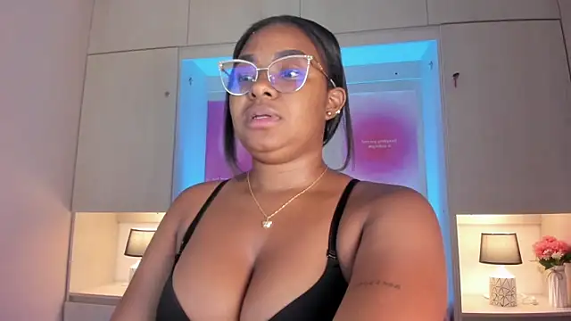 tamaraa smiith online show from 4, 5, 2026