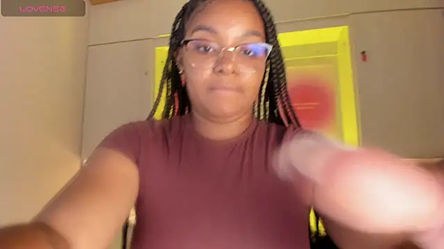 tamaraa smiith online show from 10, 6, 2026