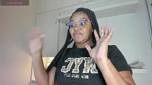 tamaraa smiith online show from 18, 6, 2026