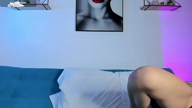 Manuela monroe online show from 4, 2, 2025