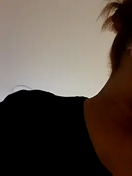 Adelehottman online show from 7, 1, 2026