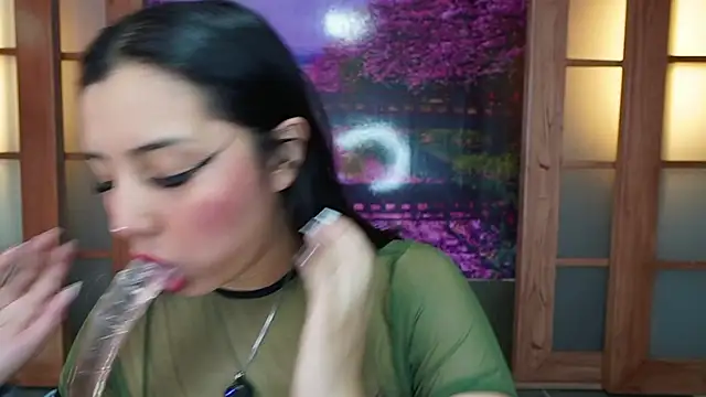 Snapshot of miss_lizith chatting on 9, 9, 2025 miss lizith online show from 9, 9, 2025
