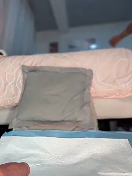 Snapshot of Milena-1 chatting on 2, 10, 2025 Milena-1 online show from 2, 10, 2025