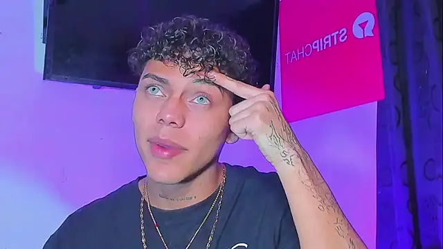 Snapshot of visaelX chatting on 28, 12, 2024 visaelX online show from 28, 12, 2024