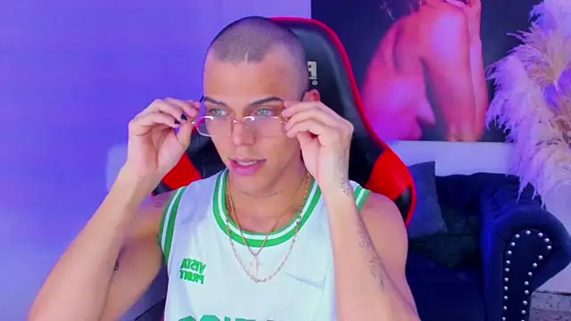 Snapshot of visaelX chatting on 18, 1, 2025 visaelX online show from 18, 1, 2025