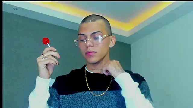 Snapshot of visaelX chatting on 20, 1, 2025 visaelX online show from 20, 1, 2025