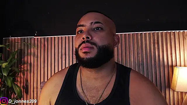 Snapshot of DilanJonnes_ chatting on 13, 9, 2025 DilanJonnes  online show from 13, 9, 2025