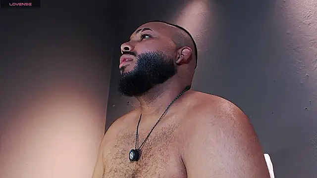 Snapshot of DilanJonnes_ chatting on 4, 3, 2026 DilanJonnes online show from 4, 3, 2026