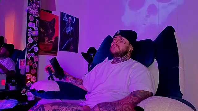 Ash gusbig online show from 28, 10, 2025