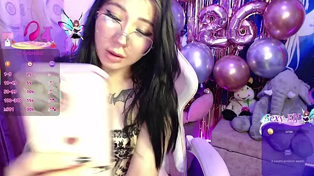 GamerCarrie online show from 10, 5, 2026