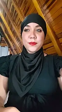 Snapshot of AmbarBurhan chatting on 2, 10, 2025 AmbarBurhan online show from 2, 10, 2025