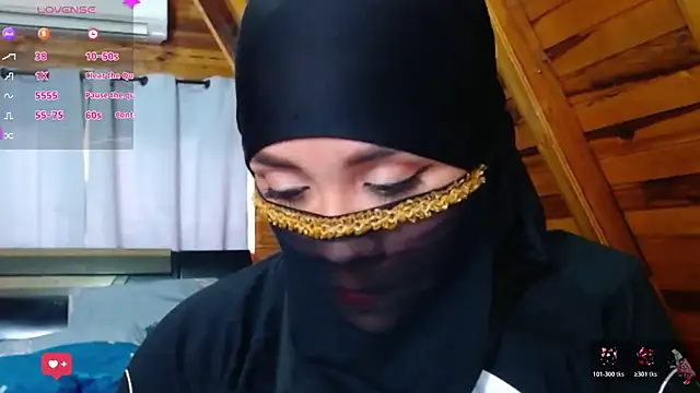 Snapshot of AmbarBurhan chatting on 27, 10, 2025 AmbarBurhan online show from 27, 10, 2025