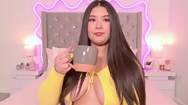 JuliaSUMMERS2022 online show from 14, 5, 2026