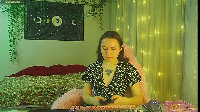 Snapshot of Aurora_workerr chatting on 21, 12, 2025 Aurora workerr online show from 21, 12, 2025