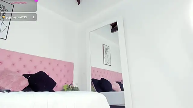 Snapshot of Paytonferrara chatting on 26, 10, 2025 Paytonferrara online show from 26, 10, 2025