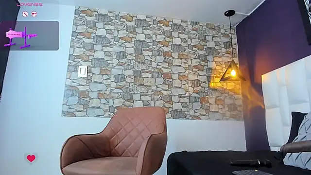 Snapshot of Abbyadams chatting on 28, 10, 2025 Abbyadams online show from 28, 10, 2025