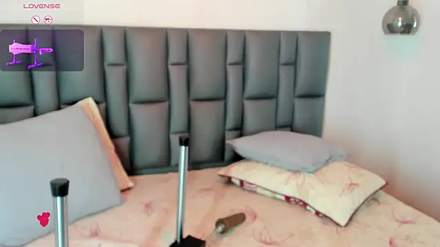 Snapshot of Abbyadams chatting on 20, 11, 2025 Abbyadams online show from 20, 11, 2025