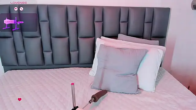 Snapshot of Abbyadams chatting on 29, 11, 2025 Abbyadams online show from 29, 11, 2025