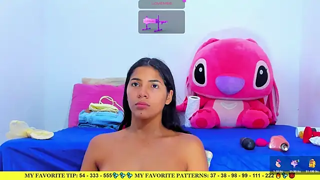 AriannaLewiis online show from 9, 5, 2026