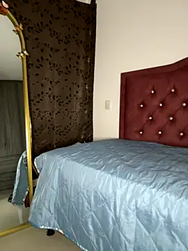 SheilaSmiith online show from 11, 9, 2025