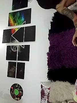 Snapshot of baby_liz01 chatting on 5, 10, 2025 baby liz01 online show from 5, 10, 2025