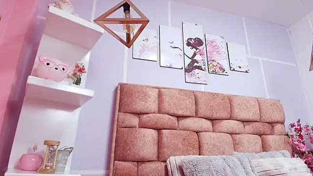 katecooper online show from 18, 2, 2025