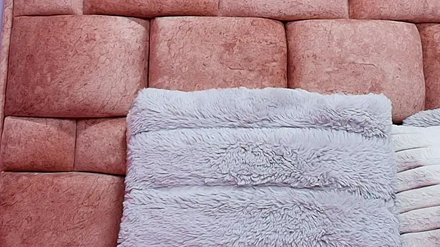 katecooper online show from 10, 3, 2025