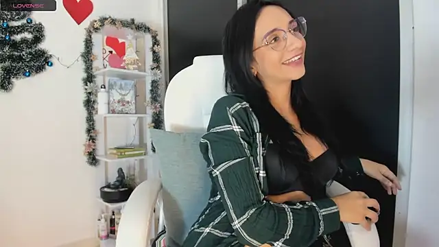 UrNewFantasy online show from 19, 12, 2024