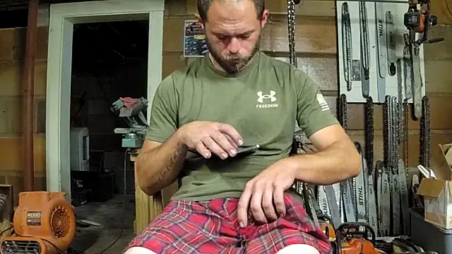 Snapshot of Bigoleslong98765 chatting on 25, 9, 2025 Bigoleslong98765 online show from 25, 9, 2025