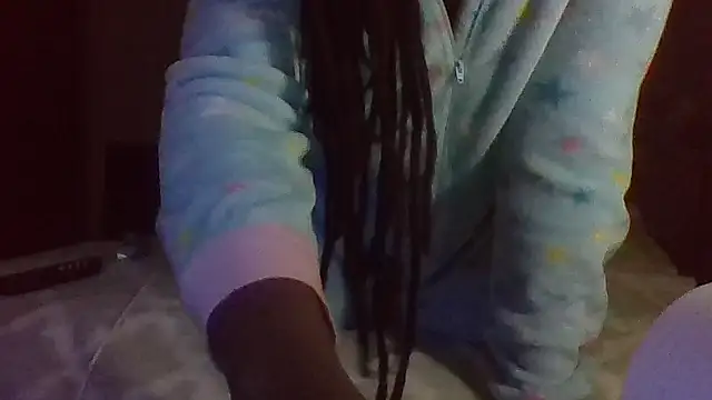 EbonyFetishQueen online show from 22, 4, 2026