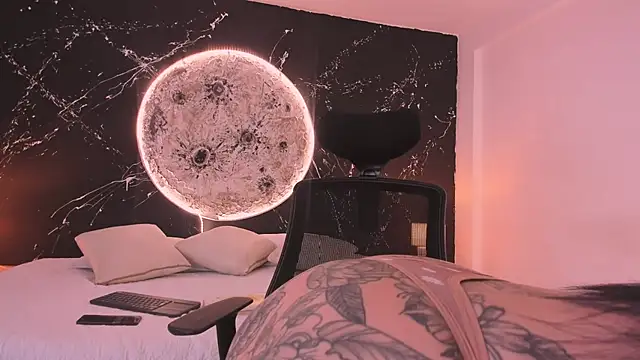 GinebraaFox  online show from 20, 2, 2025