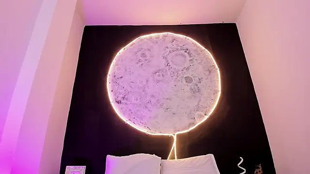 GinebraaFox  online show from 17, 3, 2025