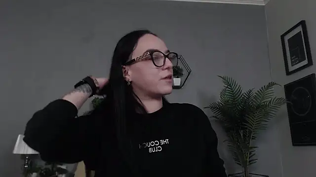 IzabelllNoir online show from 5, 5, 2026