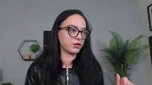 IzabelllNoir online show from 10, 5, 2026