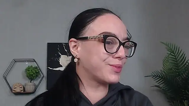 IzabelllNoir online show from 11, 5, 2026