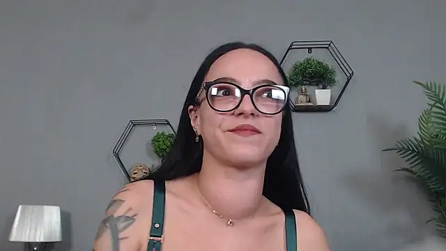 IzabelllNoir online show from 11, 5, 2026