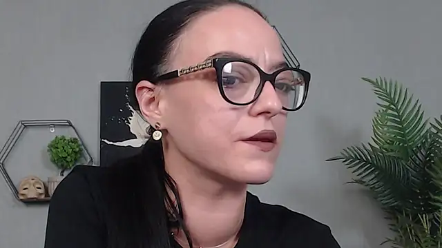 IzabelllNoir online show from 15, 5, 2026