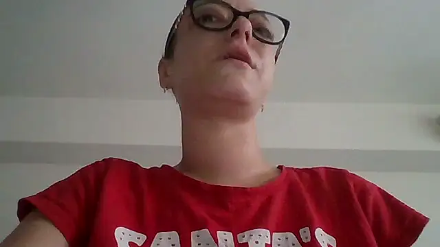 Snapshot of IzabelllNoir chatting on 11, 6, 2026 IzabelllNoir online show from 11, 6, 2026