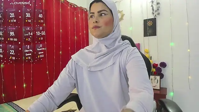 Snapshot of AishaAmin_ chatting on 31, 3, 2026 AishaAmin online show from 31, 3, 2026