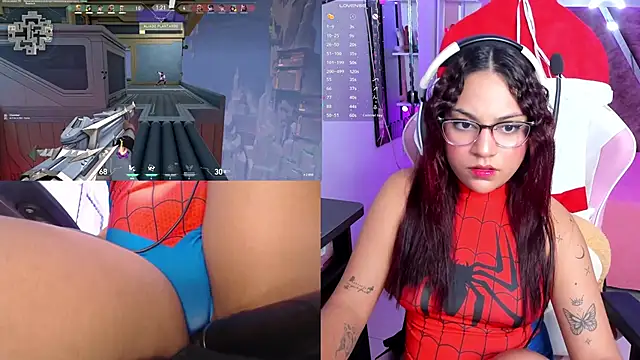 PetiteSophie  online show from 15, 12, 2024